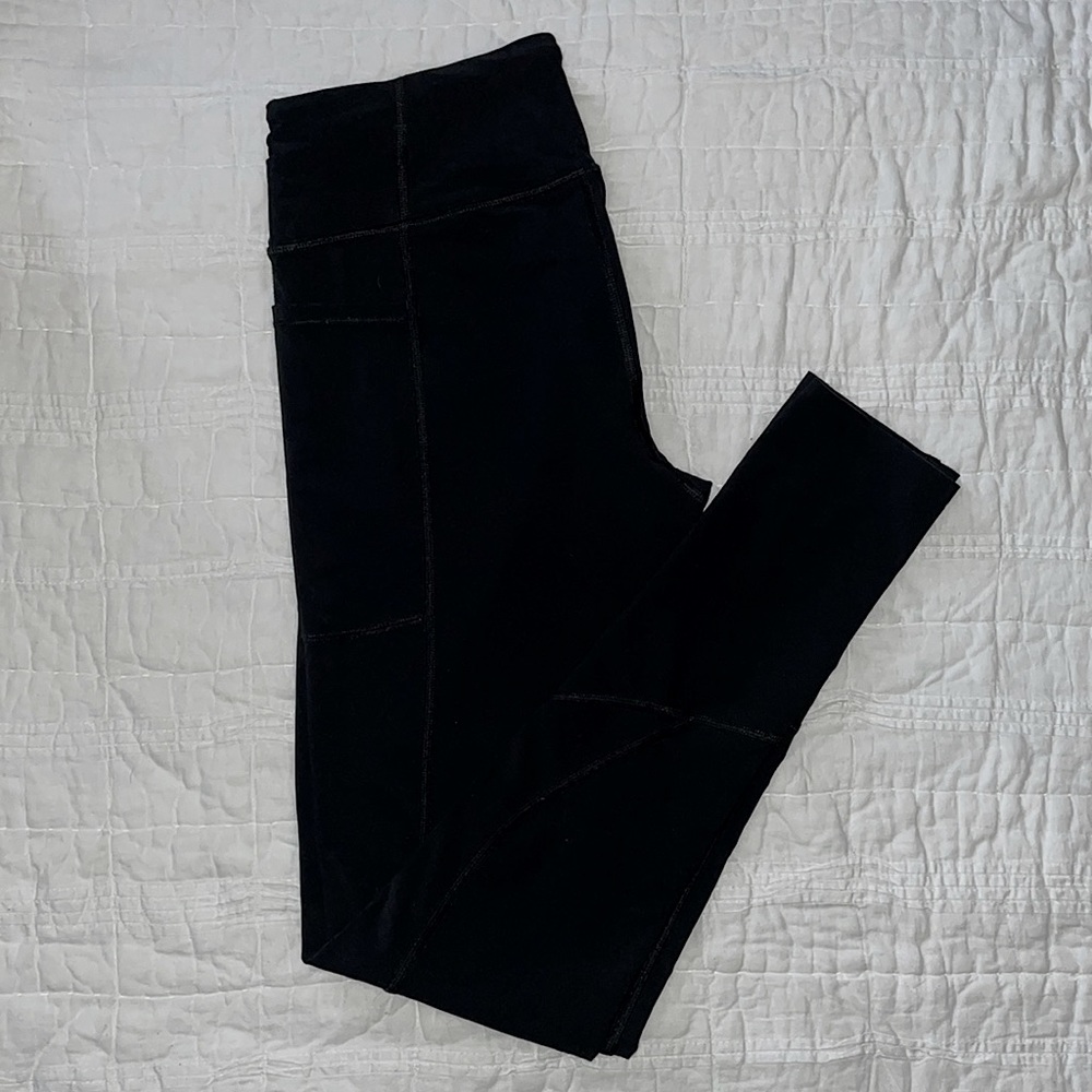 Victoria’s Secret Knockout Workout legging